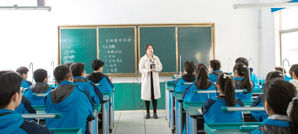 靖边引入导师机制，准确把握考试方向