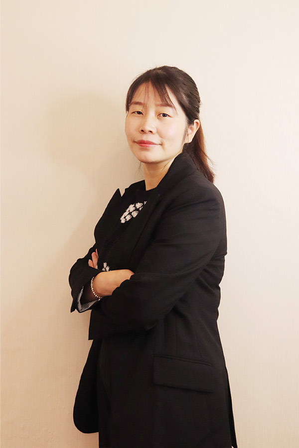 靖边吕瑶 本科学历,毕业于陕西师范大学